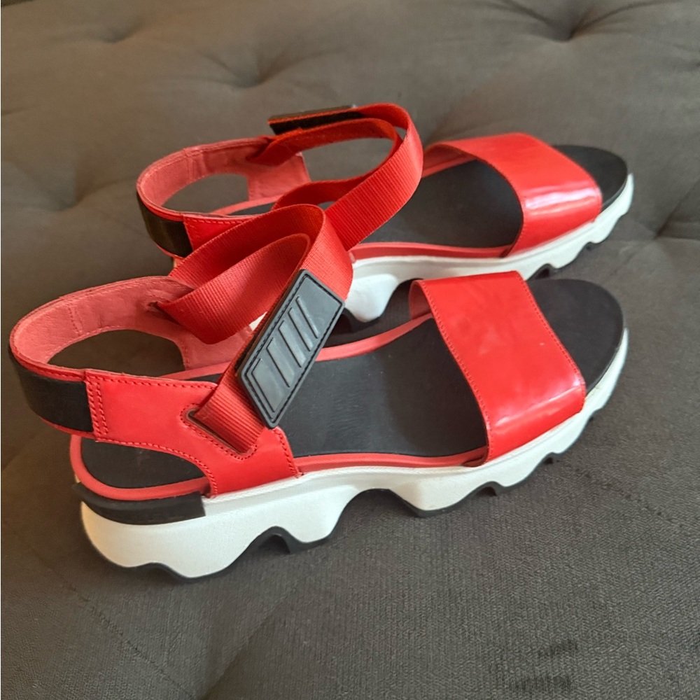 Sorel Red and Black Sporty Sandals with Adjustable Straps